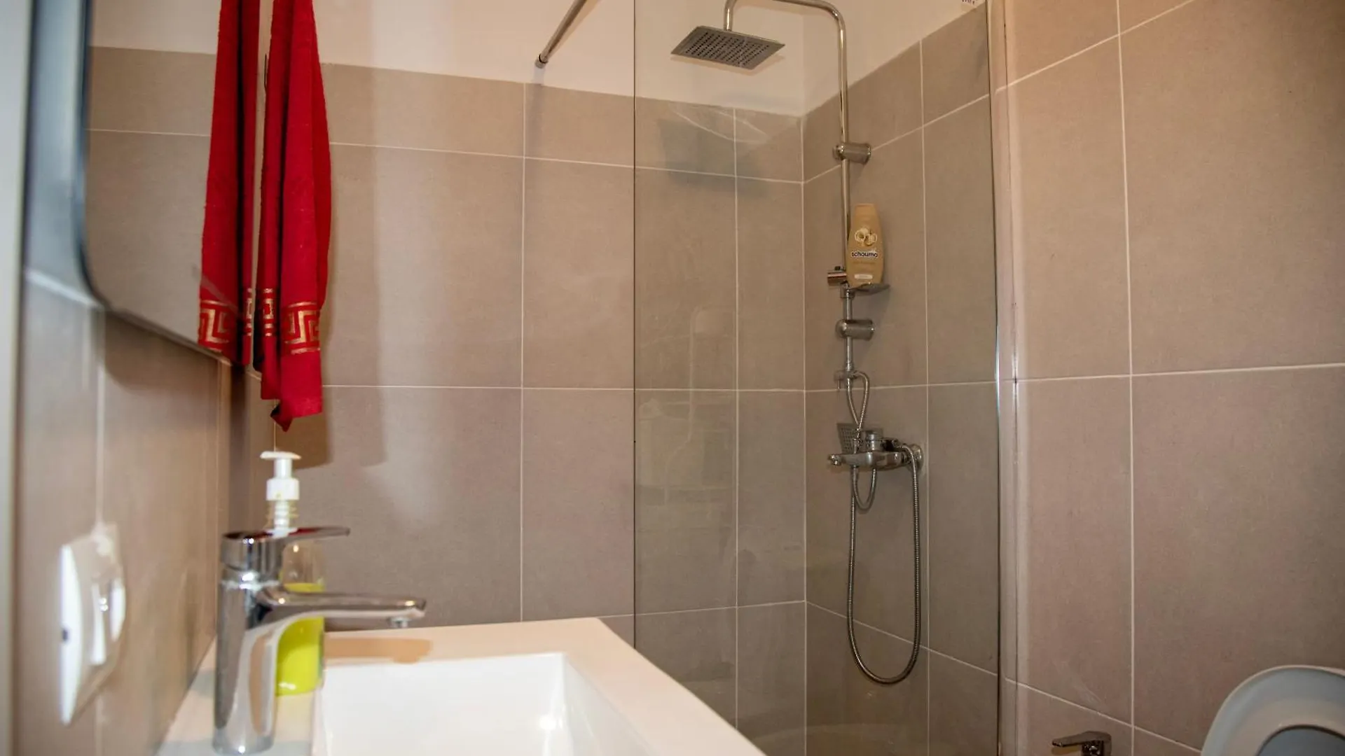 Blerta Apartment Tirana 0*,  Albánie